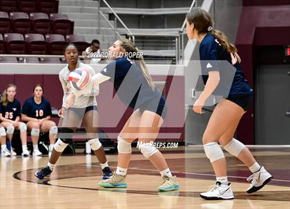 Thumbnail 1 in Sachse @ Wylie photogallery.