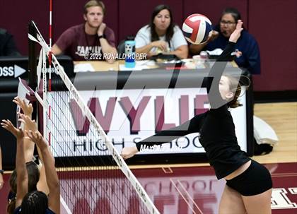 Thumbnail 1 in Sachse @ Wylie photogallery.