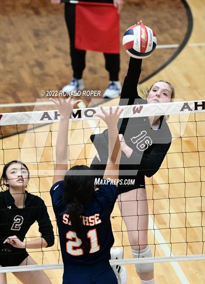 Thumbnail 1 in Sachse @ Wylie photogallery.