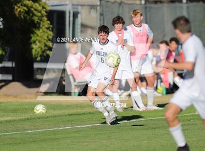 Thumbnail 3 in Valor Christian @ Columbine photogallery.