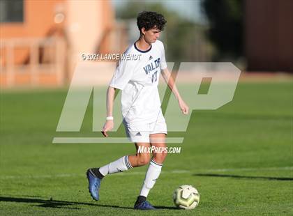 Thumbnail 2 in Valor Christian @ Columbine photogallery.