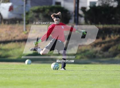 Thumbnail 2 in Valor Christian @ Columbine photogallery.