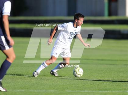 Thumbnail 1 in Valor Christian @ Columbine photogallery.