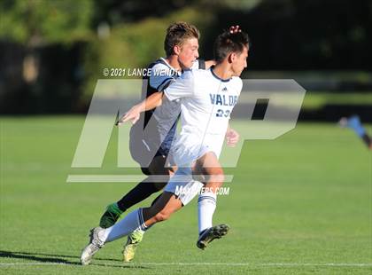 Thumbnail 1 in Valor Christian @ Columbine photogallery.