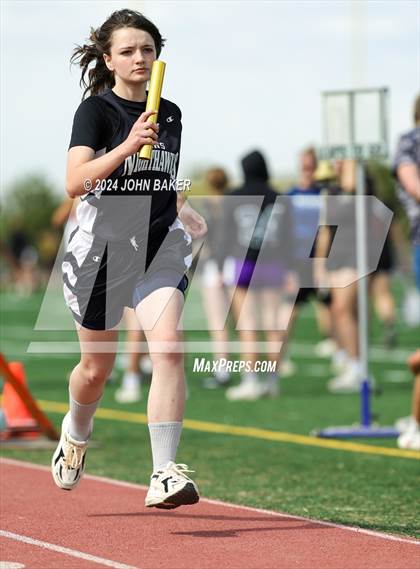 Thumbnail 1 in Fernley Invitational (4X800M Relay) photogallery.