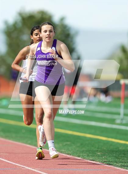 Thumbnail 1 in Fernley Invitational (4X800M Relay) photogallery.