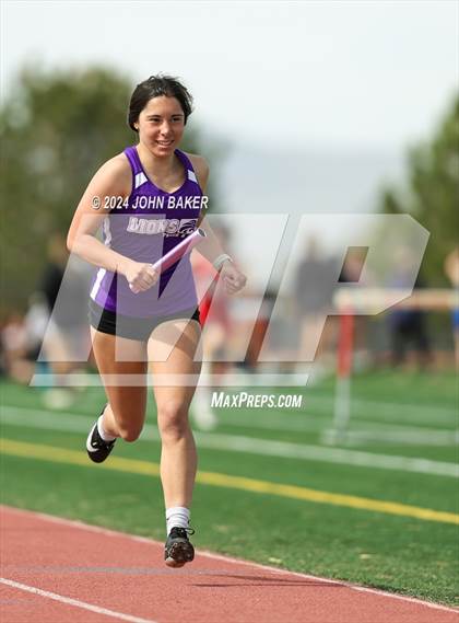 Thumbnail 1 in Fernley Invitational (4X800M Relay) photogallery.