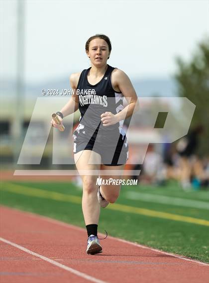 Thumbnail 3 in Fernley Invitational (4X800M Relay) photogallery.