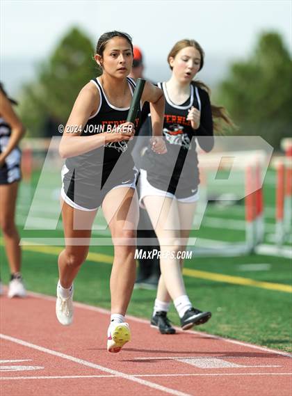 Thumbnail 1 in Fernley Invitational (4X800M Relay) photogallery.