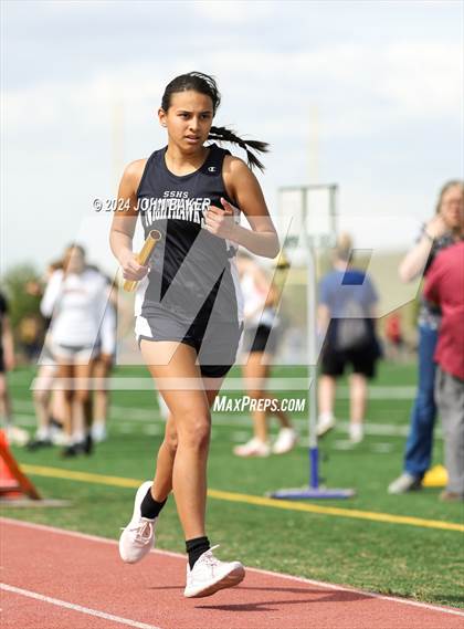 Thumbnail 3 in Fernley Invitational (4X800M Relay) photogallery.