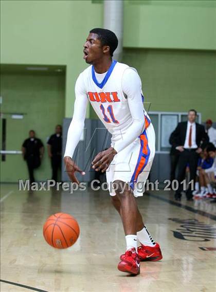 Thumbnail 2 in University @ Narbonne (CIF LA City Finals) photogallery.