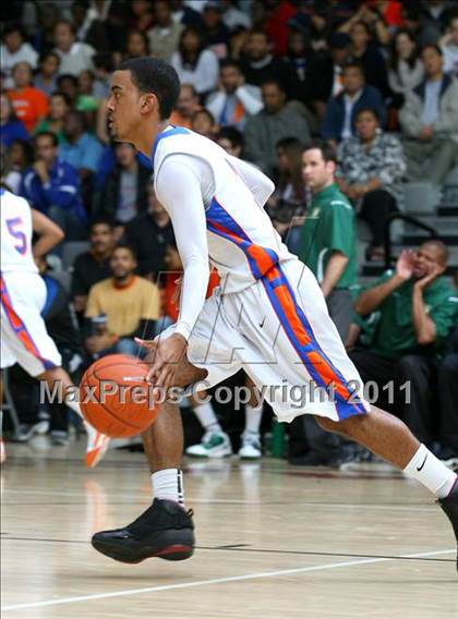 Thumbnail 3 in University @ Narbonne (CIF LA City Finals) photogallery.