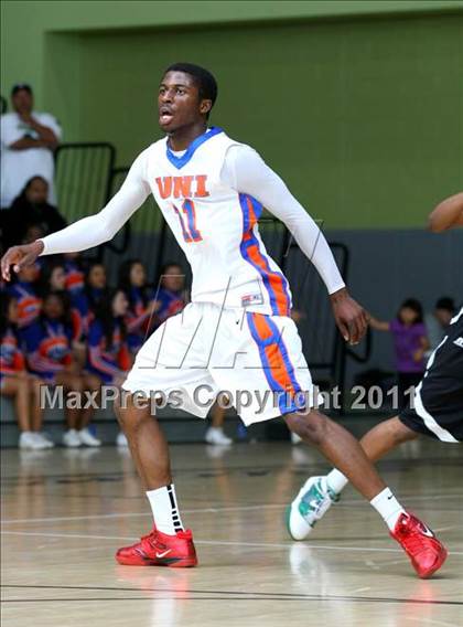 Thumbnail 1 in University @ Narbonne (CIF LA City Finals) photogallery.