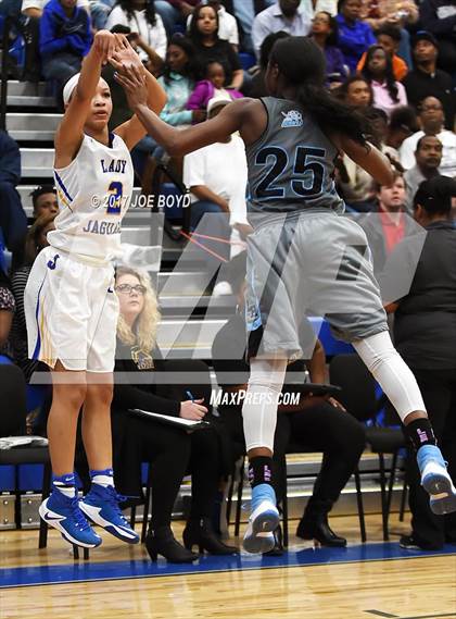 Thumbnail 1 in Lee @ Jemison photogallery.