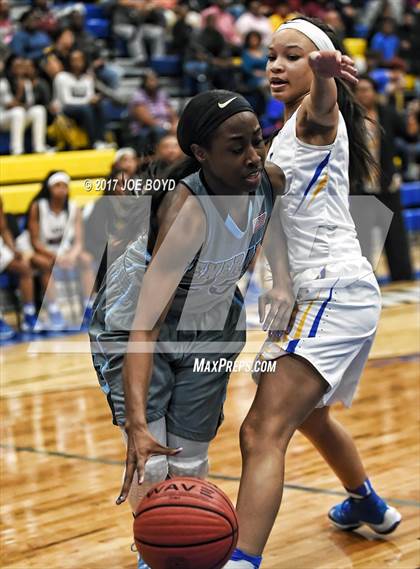 Thumbnail 1 in Lee @ Jemison photogallery.