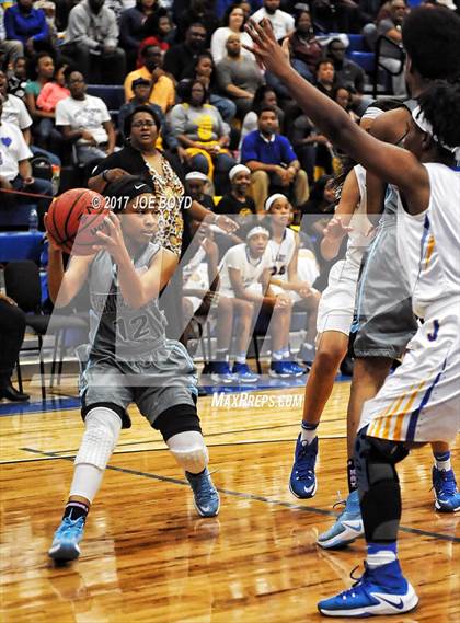 Thumbnail 1 in Lee @ Jemison photogallery.