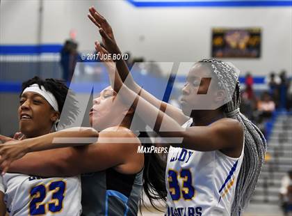 Thumbnail 3 in Lee @ Jemison photogallery.