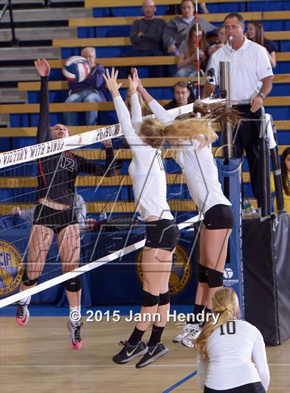 Thumbnail 2 in Archbishop Mitty vs. Village Christian (CIF State D2 Final) photogallery.