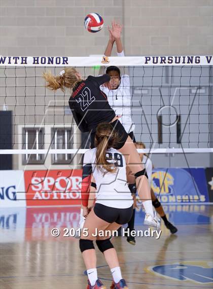 Thumbnail 1 in Archbishop Mitty vs. Village Christian (CIF State D2 Final) photogallery.