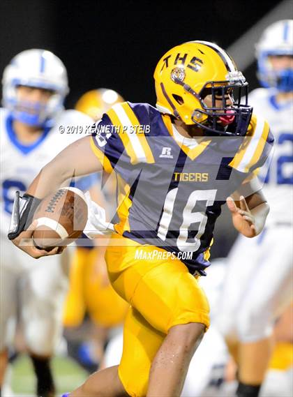 Thumbnail 1 in Bourgeois H.L. @ Thibodaux photogallery.