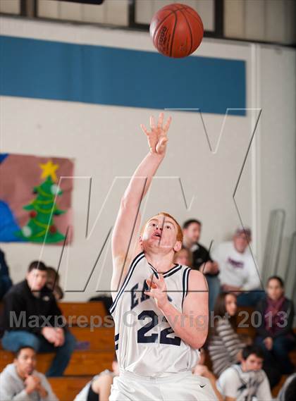 Thumbnail 2 in Manchester @ Wethersfield photogallery.