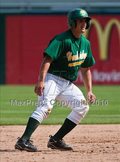 Thumbnail 3 in North Providence vs. Bishop Hendricken (RIIL Division 1 Final - Game 2) photogallery.