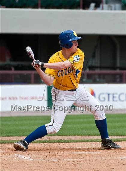 Thumbnail 3 in North Providence vs. Bishop Hendricken (RIIL Division 1 Final - Game 2) photogallery.