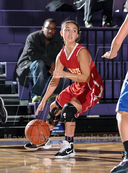 Thumbnail 3 in St. Francis vs. Benicia (St. Hope Classic) photogallery.