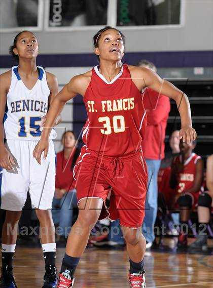 Thumbnail 1 in St. Francis vs. Benicia (St. Hope Classic) photogallery.