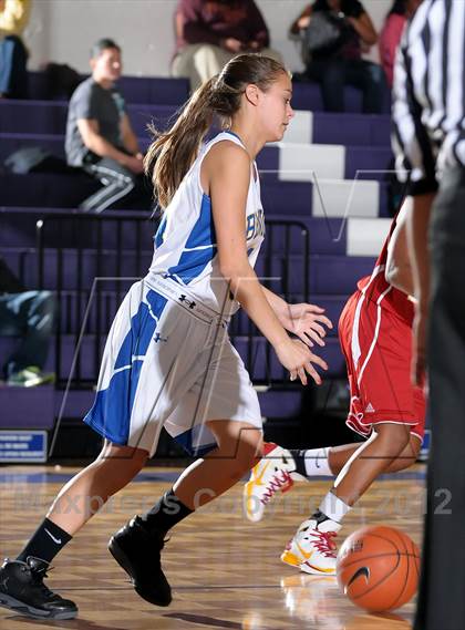 Thumbnail 3 in St. Francis vs. Benicia (St. Hope Classic) photogallery.