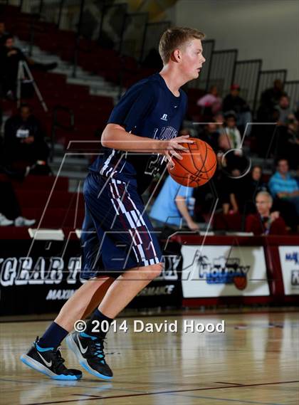 Thumbnail 1 in La Quinta @ Dana Hills (MaxPreps Holiday Classic) photogallery.