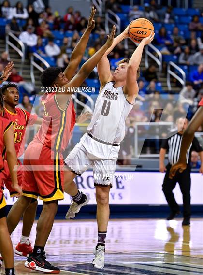 Thumbnail 1 in Elko vs. Somerset Academy Losee (NIAA 3A State Championship) photogallery.