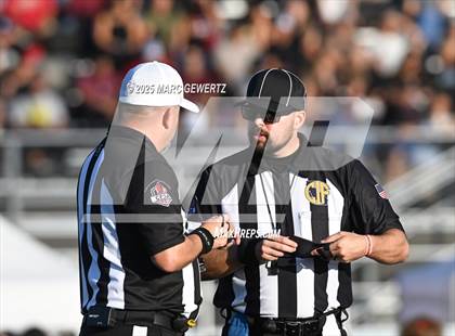 Thumbnail 1 in La Serna vs. Roosevelt (CIF SS Div 3 Final) photogallery.