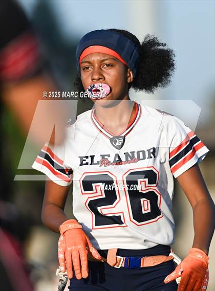 Thumbnail 1 in La Serna vs. Roosevelt (CIF SS Div 3 Final) photogallery.