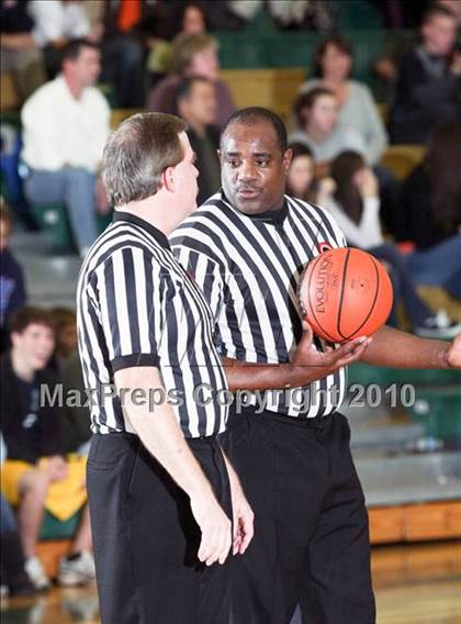 Thumbnail 2 in Sullivan Central vs Powell (Pilot Food-Mart Classic) photogallery.
