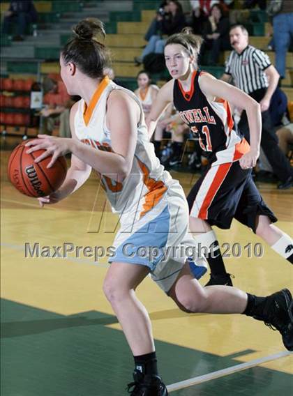 Thumbnail 2 in Sullivan Central vs Powell (Pilot Food-Mart Classic) photogallery.
