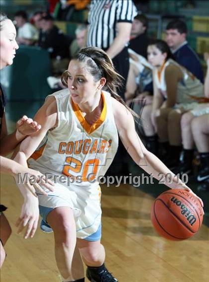 Thumbnail 1 in Sullivan Central vs Powell (Pilot Food-Mart Classic) photogallery.