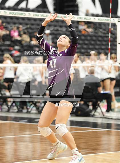 Thumbnail 1 in Desert Hills vs. Salem Hills photogallery.