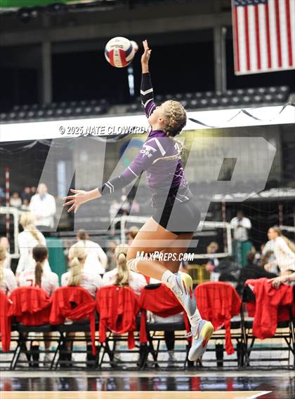 Thumbnail 1 in Desert Hills vs. Salem Hills photogallery.