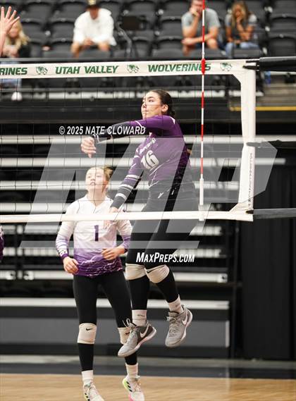 Thumbnail 3 in Desert Hills vs. Salem Hills photogallery.