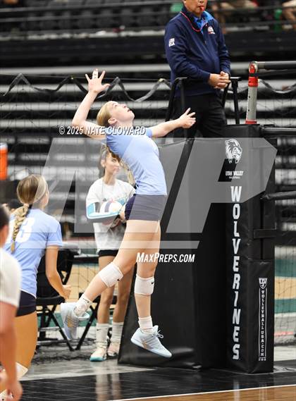 Thumbnail 2 in Desert Hills vs. Salem Hills photogallery.