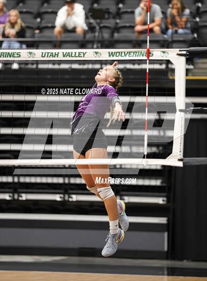 Thumbnail 2 in Desert Hills vs. Salem Hills photogallery.
