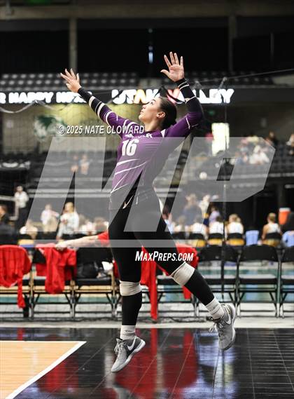 Thumbnail 3 in Desert Hills vs. Salem Hills photogallery.