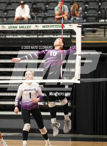 Thumbnail 2 in Desert Hills vs. Salem Hills photogallery.