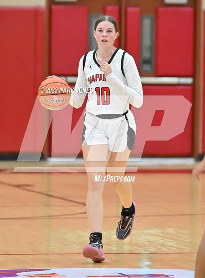 Thumbnail 2 in Chaparral vs. Salpointe Catholic (Hoophall West Invitational)  photogallery.