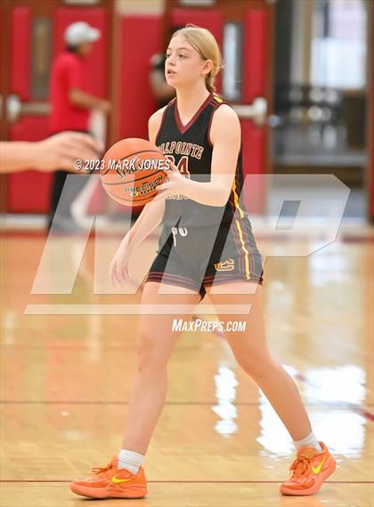 Thumbnail 3 in Chaparral vs. Salpointe Catholic (Hoophall West Invitational)  photogallery.
