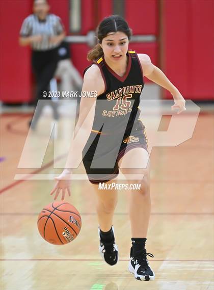 Thumbnail 2 in Chaparral vs. Salpointe Catholic (Hoophall West Invitational)  photogallery.