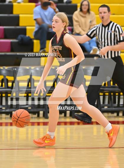 Thumbnail 3 in Chaparral vs. Salpointe Catholic (Hoophall West Invitational)  photogallery.