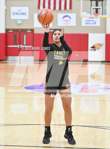Thumbnail 2 in Chaparral vs. Salpointe Catholic (Hoophall West Invitational)  photogallery.
