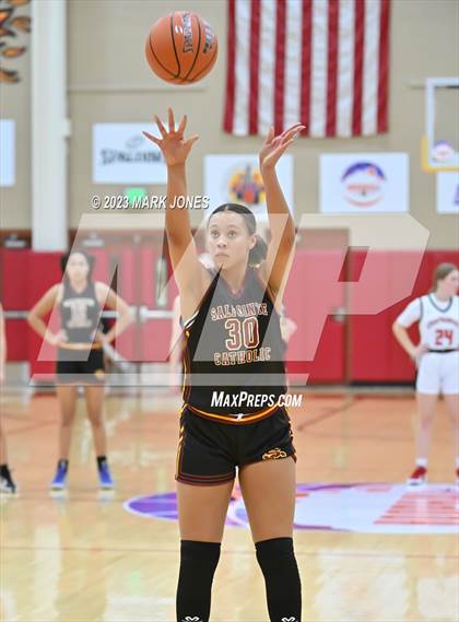 Thumbnail 3 in Chaparral vs. Salpointe Catholic (Hoophall West Invitational)  photogallery.